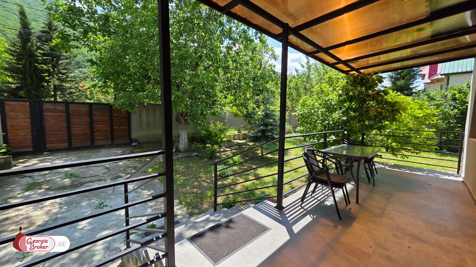 nearly repaired 5-room house for sale